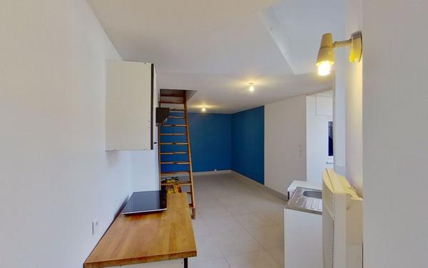 Appartement à louer    2 pièces • 45,38 m2 Lyon 2