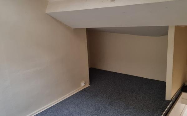 Appartement à louer    2 pièces • 45,38 m2 Lyon 2