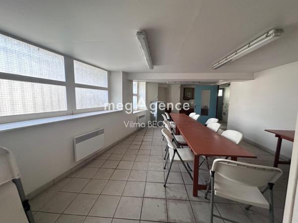 Local Commercial à SENS, 89100 - 10 pièces 796m²