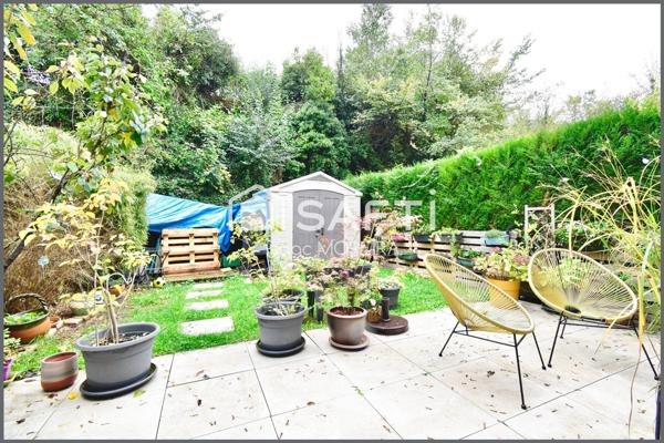 Maison de ville 3 chambres avec jardin et parking proche Anet