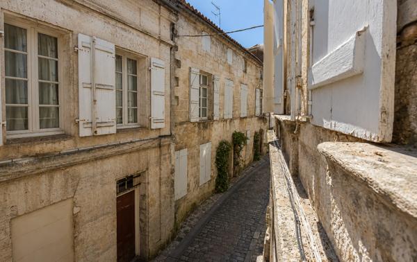 Charmant T2 avec cachet ancien – Vieil Angoulême, Plateau Montauzier Détails des diagnostics énergétiques