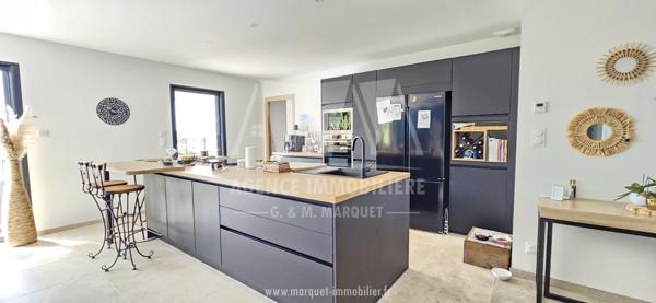 PAVILLON RECENT 2022 DE PLAIN-PIED T4 AVEC GARAGE, PISCINE, CARPORT - NORD ANGOULEME