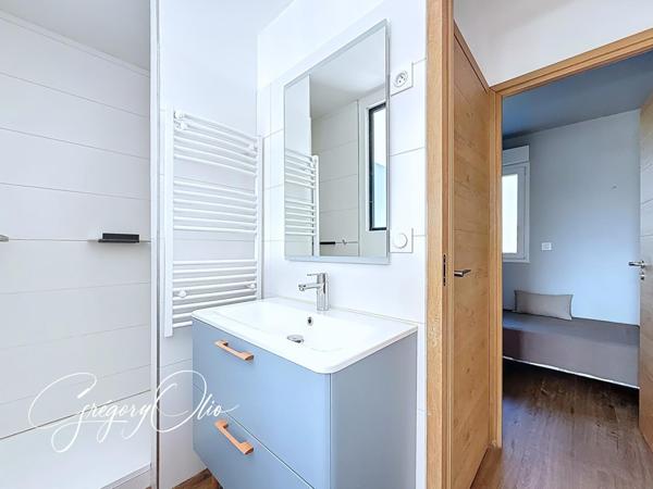 Une pépite à 2 pas de la mer