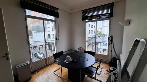 Bureaux-appartement Nantes 61.05 m2