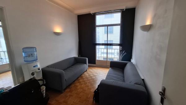 Bureaux-appartement Nantes 61.05 m2