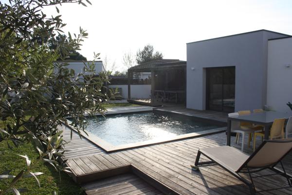 Cadaujac (33140) Villa contemporaine avec piscine