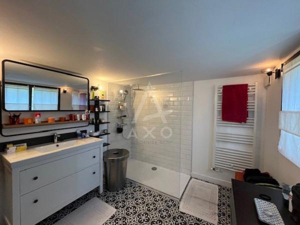 Maison rénovée avec piscine