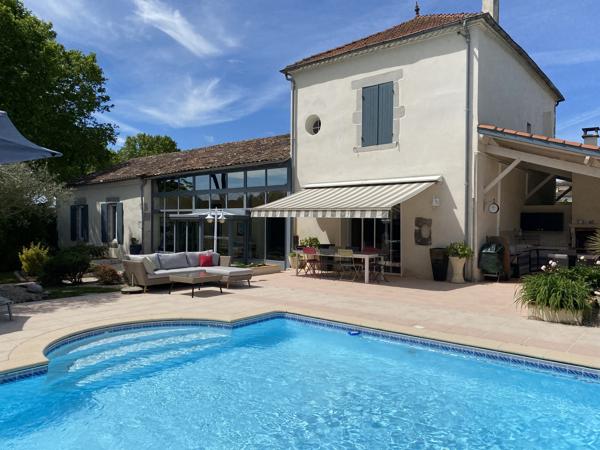 BELLE MAISON DE CARACTÈRE