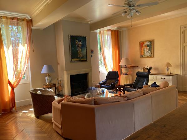 BELLE MAISON DE CARACTÈRE