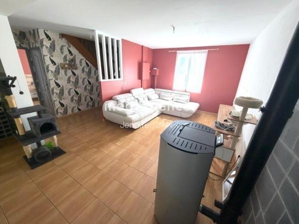 Maison à Saint-Just-en-Chaussée, 60130 - 6 pièces 120m²