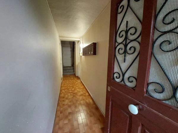 Vente                                                      Immeuble
                        
                     9 pièces                      160 m2                     à Cannes