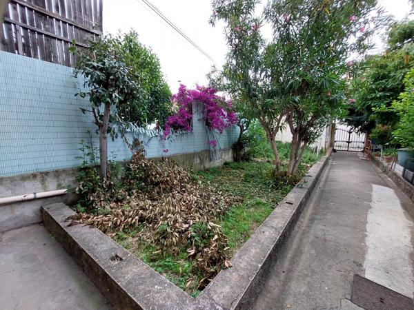 Vente                                                      Immeuble
                        
                     9 pièces                      160 m2                     à Cannes