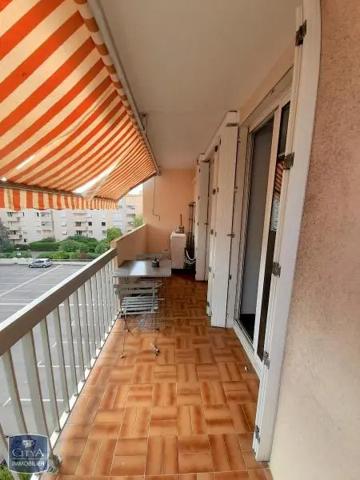 Appartement à louer 4 pièces 100m²