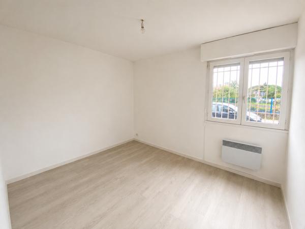 Appartement à louer 530 € CC CARCASSONNE 2 p 51 m² DPE C