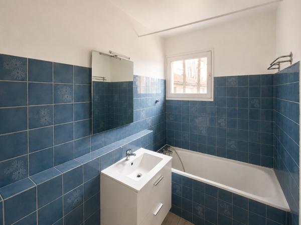Appartement à louer 530 € CC CARCASSONNE 2 p 51 m² DPE C
