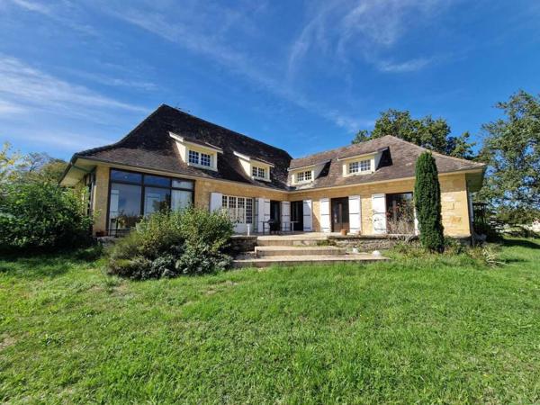 Maison contemporaine - Belves Grande maison style périgourdin avec panorama sur la Bastide