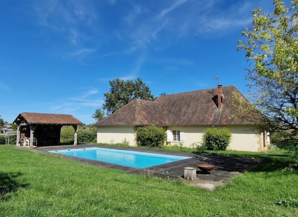 Maison contemporaine - Belves Grande maison style périgourdin avec panorama sur la Bastide