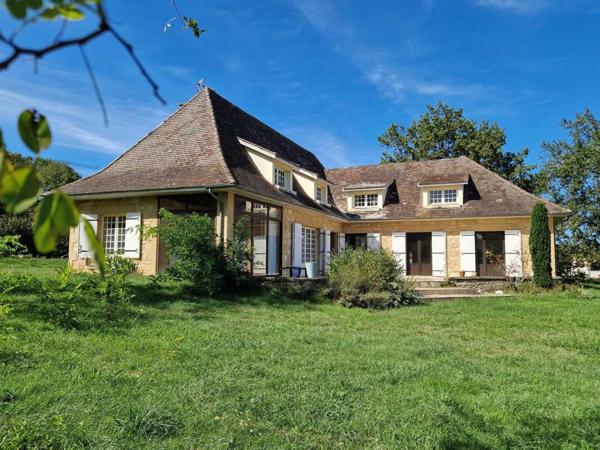 Maison contemporaine - Belves Grande maison style périgourdin avec panorama sur la Bastide