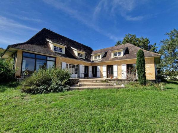 Maison contemporaine - Belves Grande maison style périgourdin avec panorama sur la Bastide