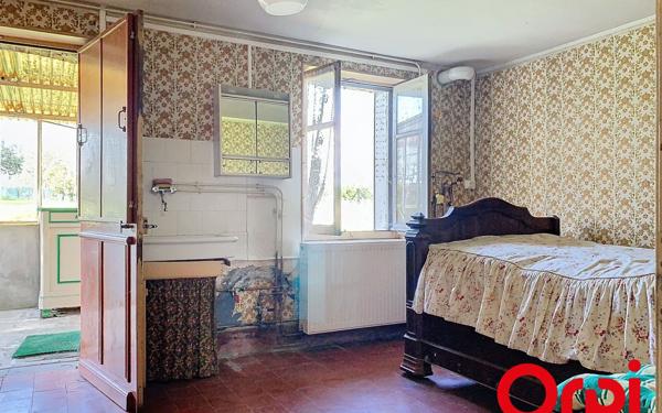 Maison à vendre    1 pièce • 50 m2 Commentry