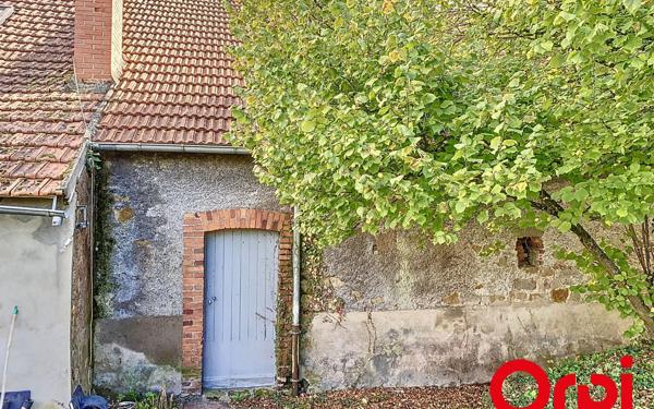 Maison à vendre    1 pièce • 50 m2 Commentry