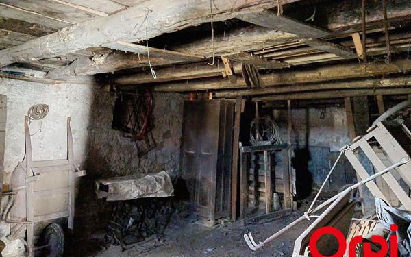 Maison à vendre    1 pièce • 50 m2 Commentry