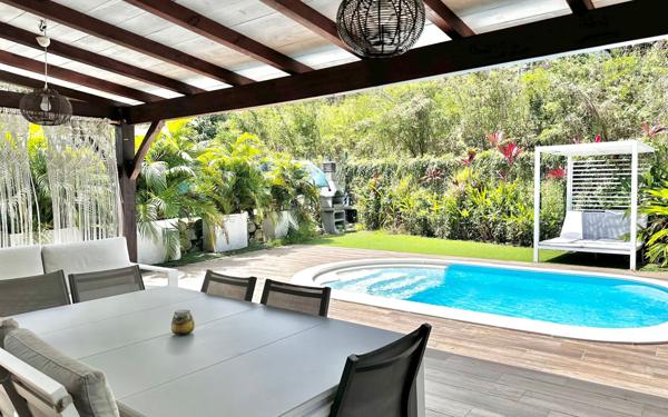 Maison à vendre    3 pièces •  Les Trois-Îlets