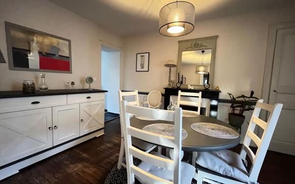 Maison à vendre    6 pièces •  Alençon