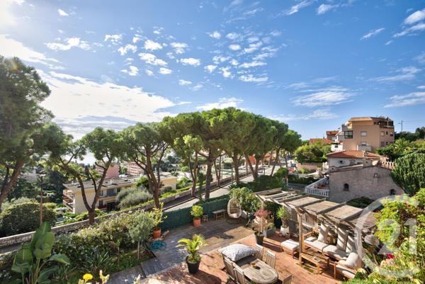 Appartement F4 à vendre  4 pièces - 111 m2 VILLEFRANCHE SUR MER - 06