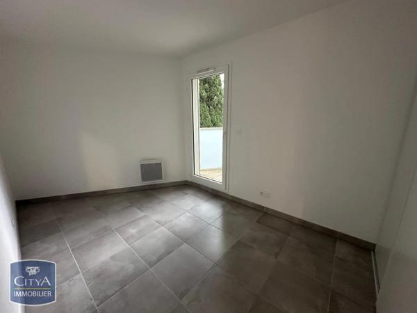 Appartement à louer 3 pièces 58.1m² Nîmes (30000)