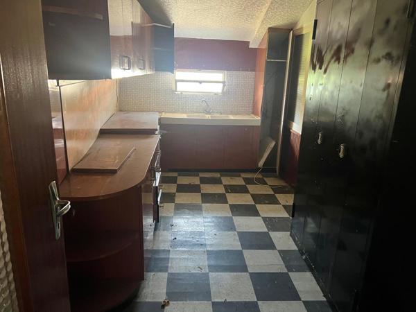 Local artisanal 190m2 au sol en coeur de ville