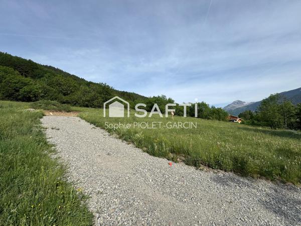 Terrain constructible totalement viabilisé Briançon: 228€/m2!!!!!