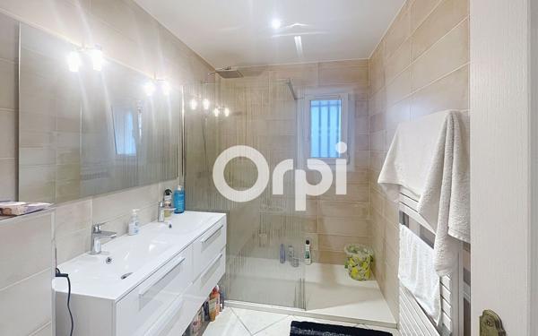 Maison à louer    4 pièces • 126,81 m2 Saint-Estève