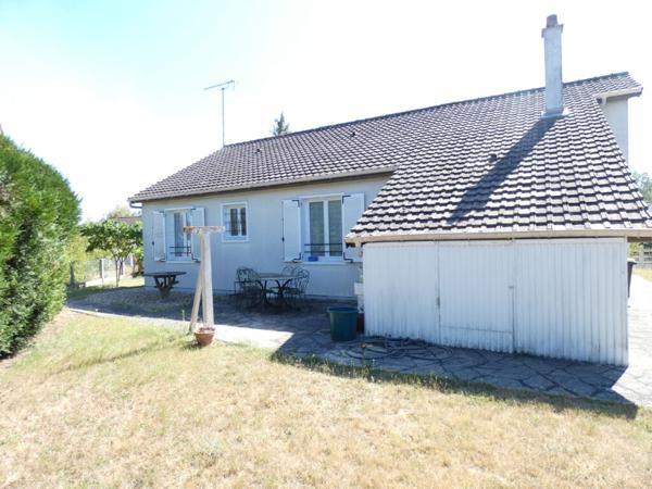 PAVILLON PLAIN-PIED PROCHE COMMERCES A VENDRE ROMORANTIN