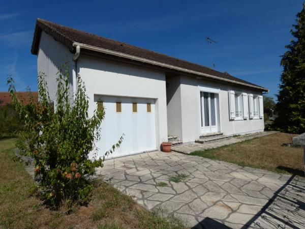 PAVILLON PLAIN-PIED PROCHE COMMERCES A VENDRE ROMORANTIN