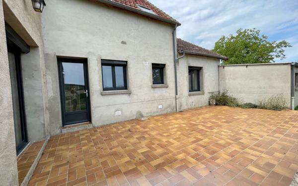 Maison à vendre    5 pièces • 160 m2 Saint-Benin-d'Azy