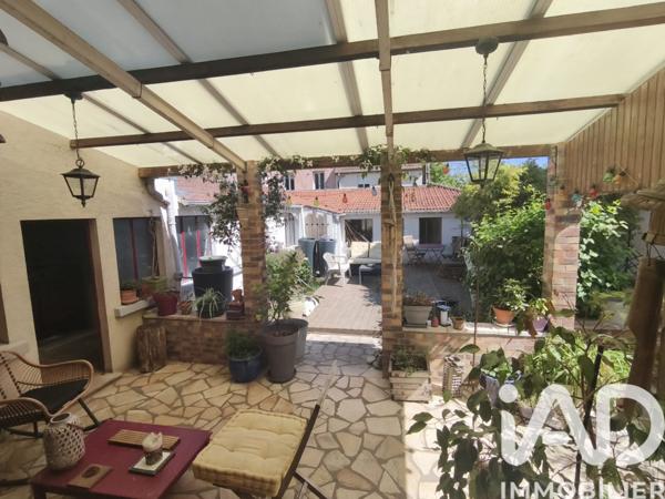 Maison à vendre 8 pièces 136 m² Le Mesnil-Saint-Denis