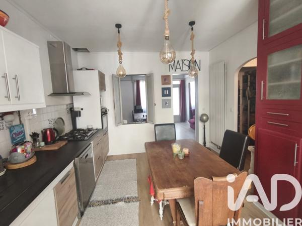 Maison à vendre 8 pièces 136 m² Le Mesnil-Saint-Denis