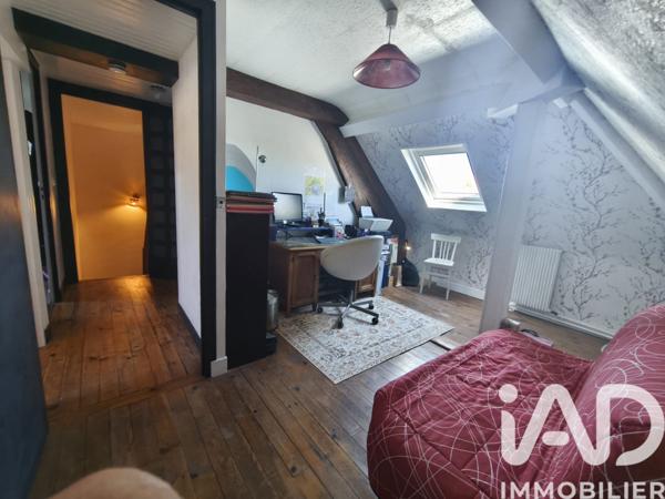Maison à vendre 8 pièces 136 m² Le Mesnil-Saint-Denis