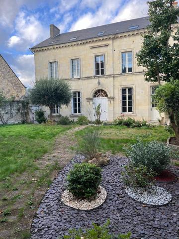Elégante maison de Maitre au calme en Centre ville !