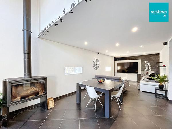 GRANGE RÉNOVÉE AVEC CHARME & MODERNITÉ - 150 m² habitables - 3 chambres - Patio