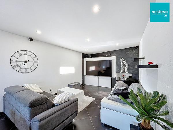 GRANGE RÉNOVÉE AVEC CHARME & MODERNITÉ - 150 m² habitables - 3 chambres - Patio