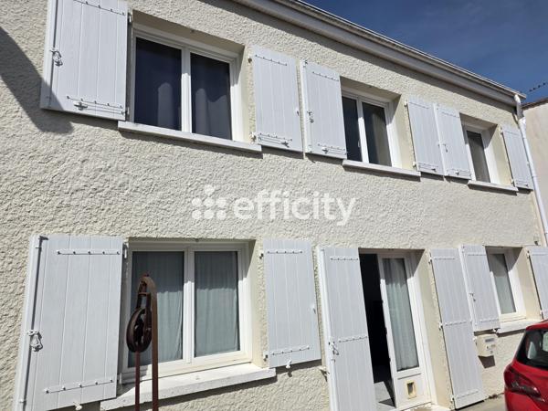 Maison
         4 pièces
        - 80 m²