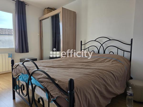 Maison
         4 pièces
        - 80 m²