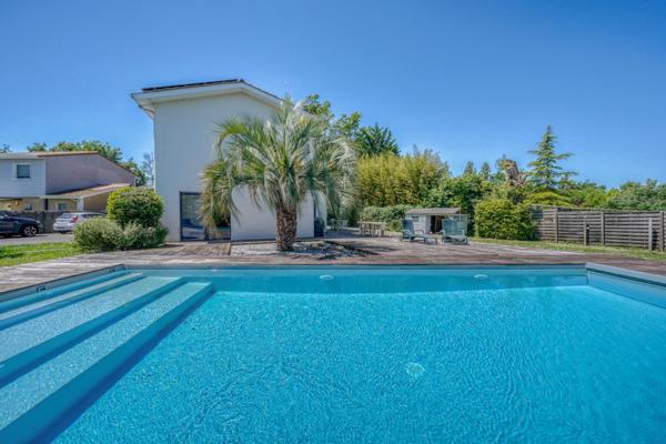 Maison
         7 pièces
        - 149 m² Bien prestige
