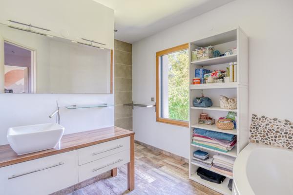 Maison
         7 pièces
        - 149 m² Bien prestige