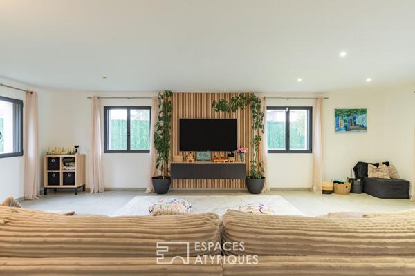 Maison Contemporaine avec Toit-Terrasse et piscine à Montauban