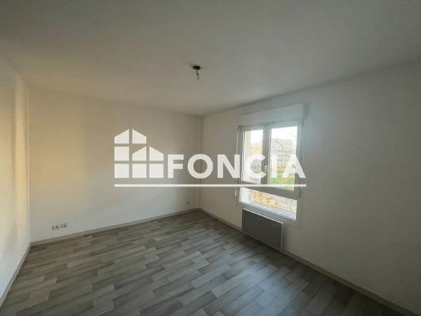 Location Studio 23.38 m² - 36 AVENUE JEAN MONNET Caen 14000