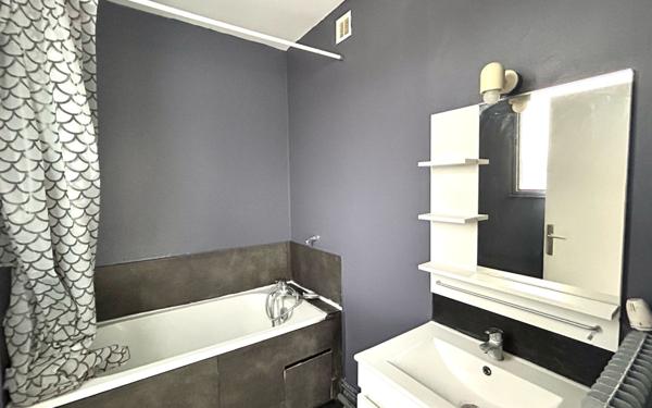 Appartement à vendre    2 pièces •  Saint-Quentin