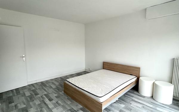 Appartement à vendre    2 pièces •  Saint-Quentin